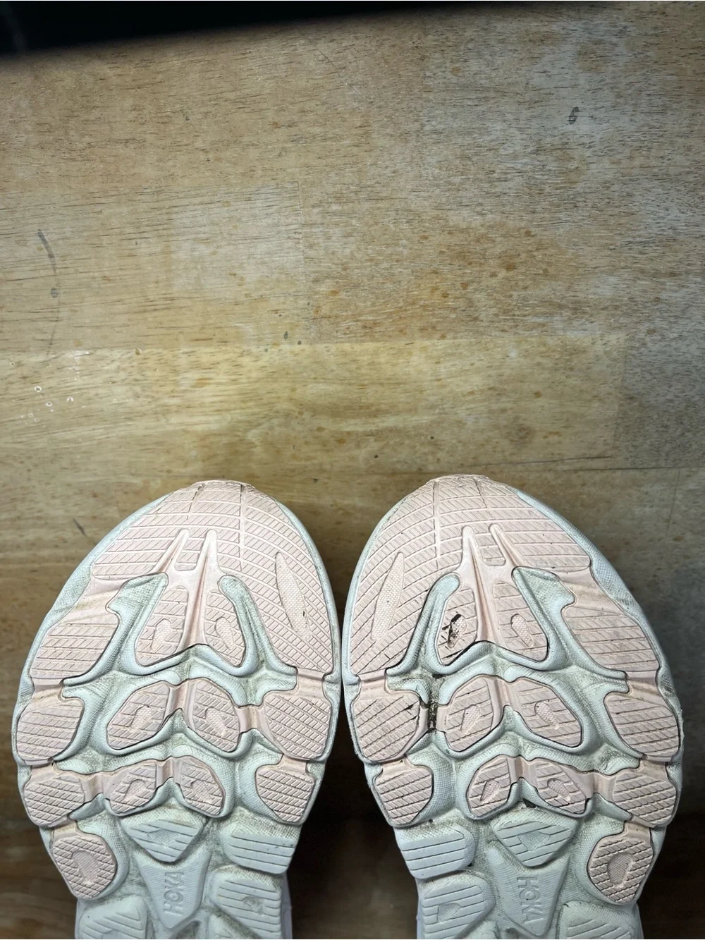 Hoka One One Clifton 10 Womens Size 8.5 Running Shoes Sneakers Blush Rose Latte - Picture 10 of 12